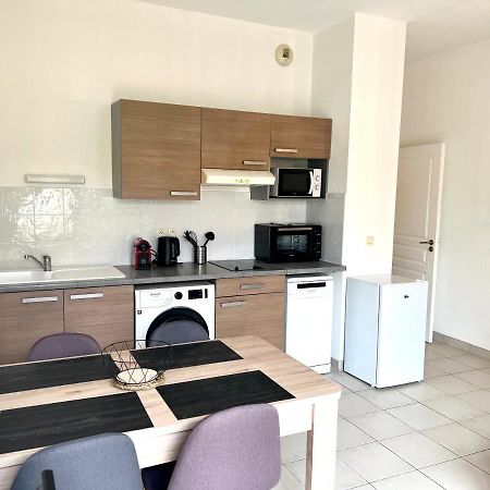 Lrx-0049 - Appartement Avec Exterieur Aytré Extérieur photo