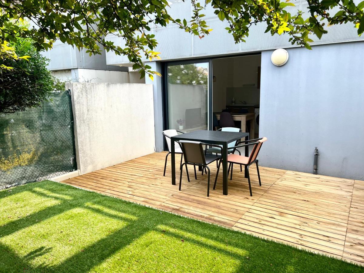 Lrx-0049 - Appartement Avec Exterieur Aytré Extérieur photo